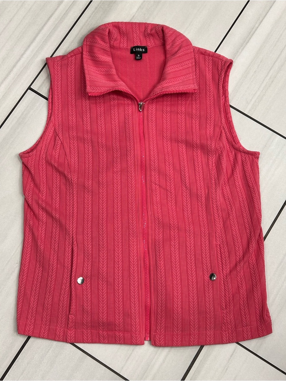 LINKS WOMAN'S Pink Vest Full Zip Two Snap Pockets Sleeveless Textured Small